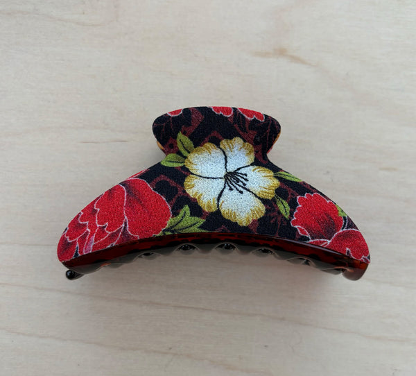 Large Claw - Black