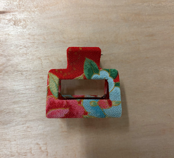 Square box claw - Red